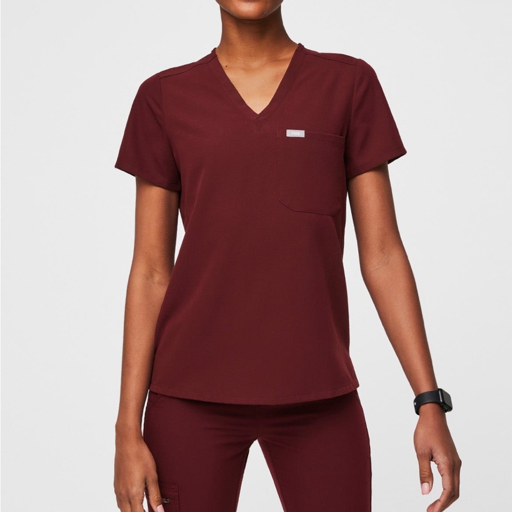 Figs burgundy Catarina top size medium